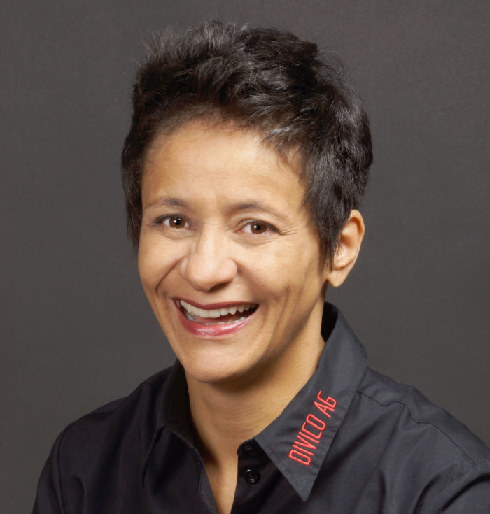 Jac­que­line Steinmann